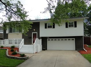 6318 Carlsbad Dr, Tinley Park, IL