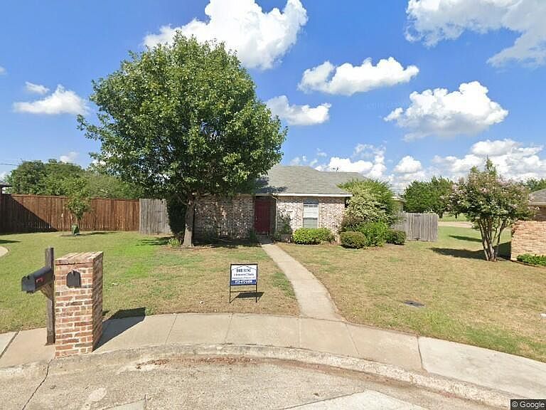 1st image of 1609 Shady Oaks Ln