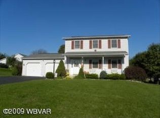 17 Roseville Rd, Williamsport, PA 17701