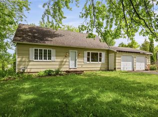 263 Country Cir, Macedon, NY 14502