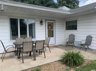 2386 Gobblers Rd, Murrayville, IL 62668