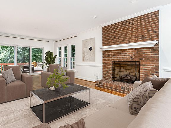 5th image of 104 Odessa Cir