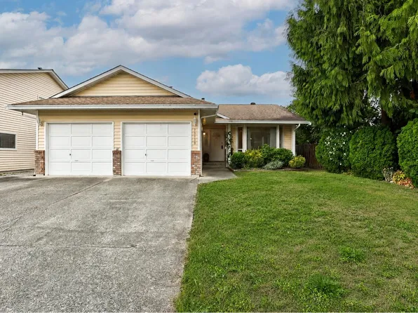 23439 Nightingale Ave, Maple Ridge, BC V2X 9M2