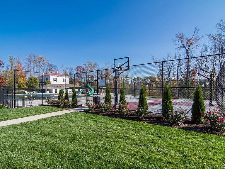 8043 Rutland Village Dr #1 — Photo 25