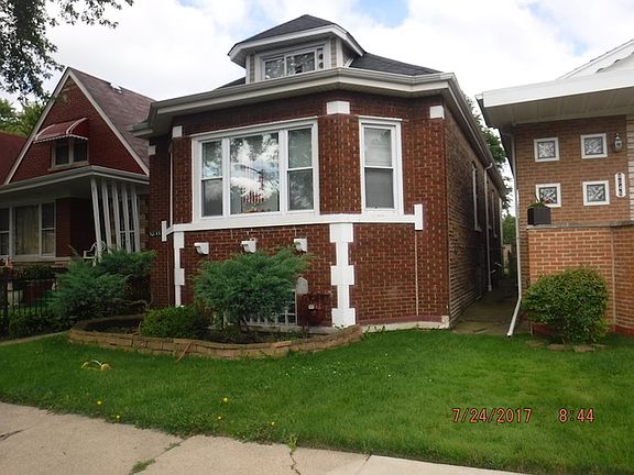 2nd image of 8548 S Hermitage Ave