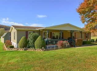 112 Brush Creek Rd, Beaver Falls, PA 15010