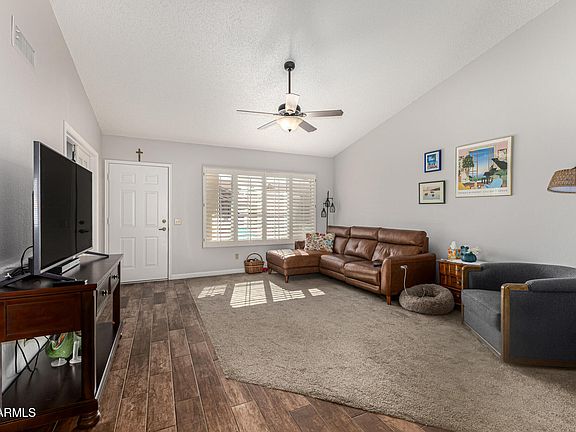 2nd image of 1518 E SPYGLASS Drive