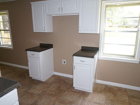 5th image of 1607 Kirkwood Dr