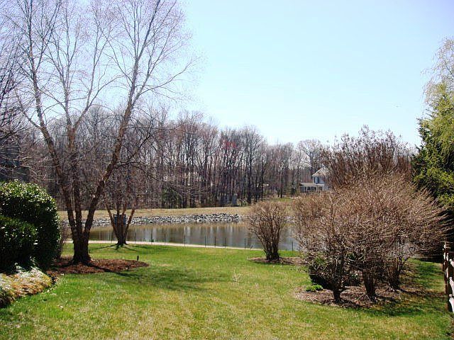 1st image of 8304 Greenside Dr