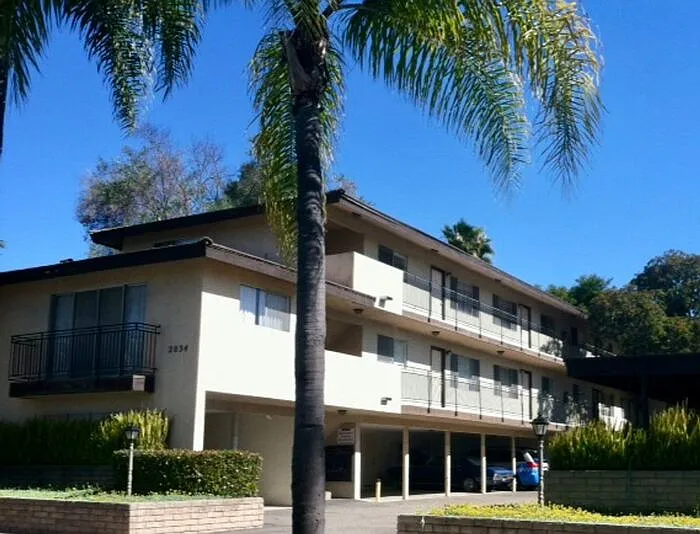 1 bed, 1.0 bath, $2,250 — Photo 2