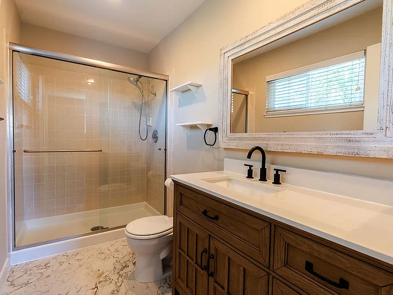 1359 Shade Oak Ln — Photo 8