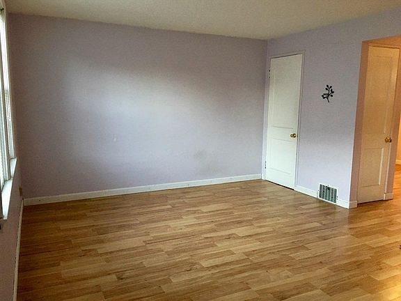 Hardwood Floor Living Room