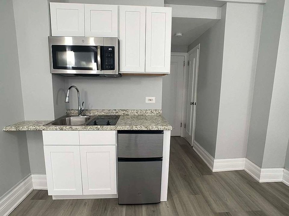 1st image of 240 W 73rd St APT 1004