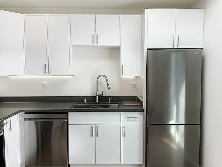 401 Dolores Way — Photo 6