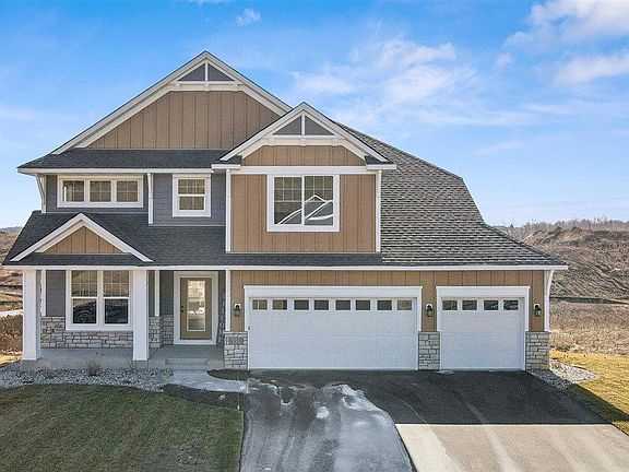 3rd image of 15757 Aquila Ave