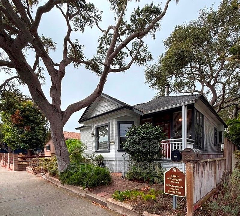 1st image of 622 Congress Ave