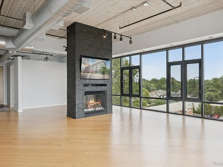 101 Curry Ave #630 — Photo 7