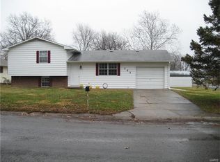 203 Stevens Pl, Brighton, IL 62012