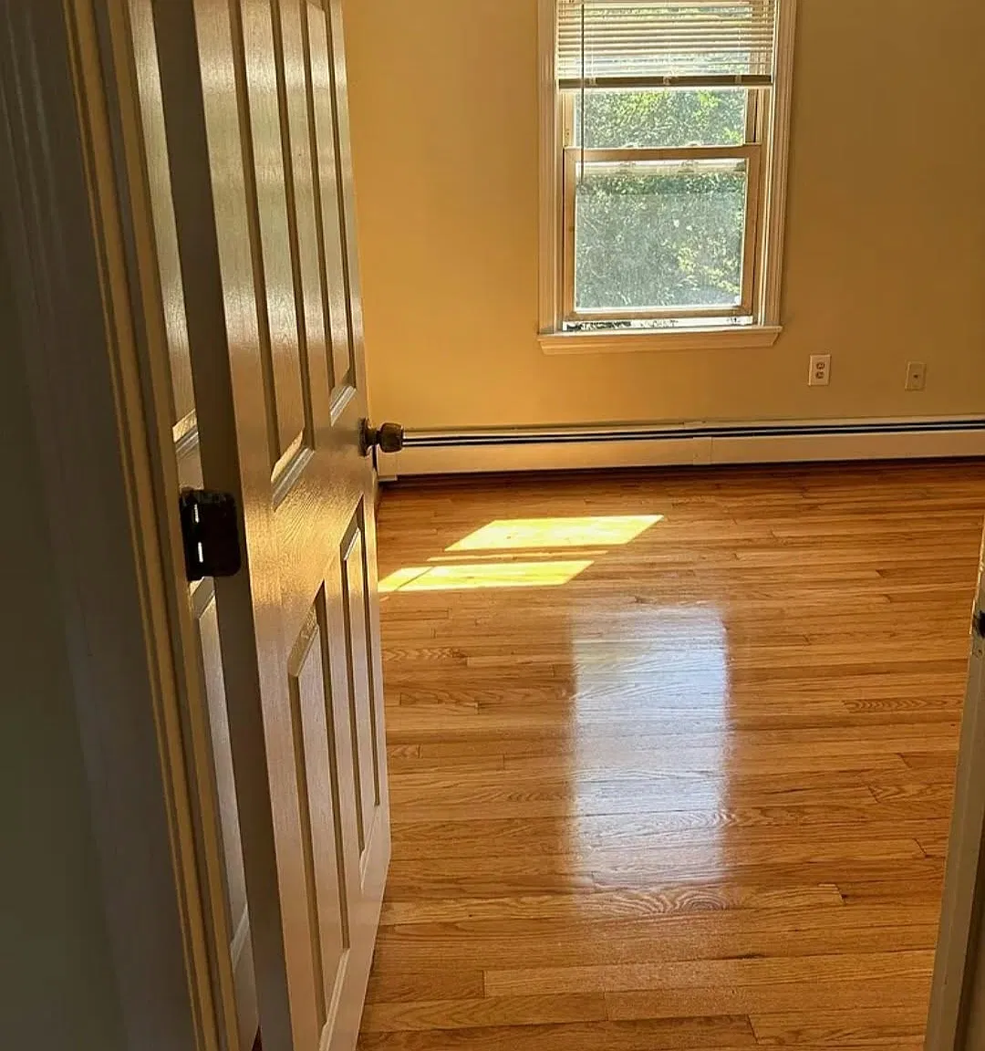 2 bed, 950 sqft, $1,800 — Photo 4