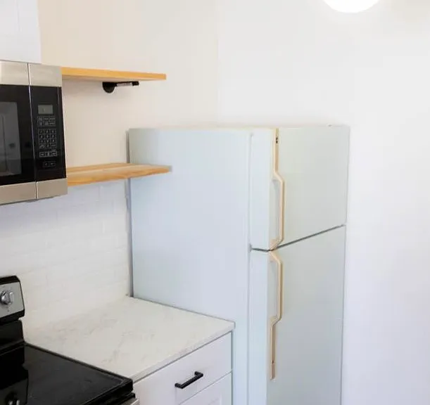 825 Bonfoy Ave #1 — Photo 5