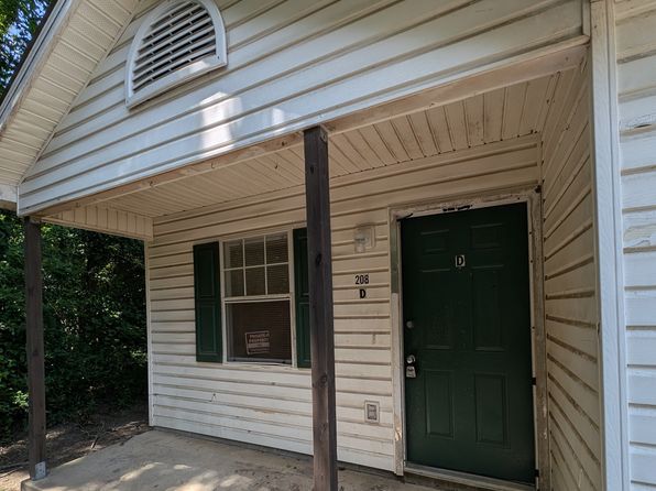 208 Broad St