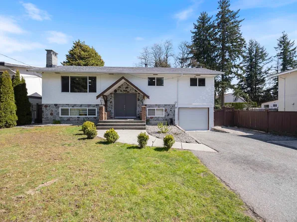 9034 116th St, Delta, BC V4C 5W7