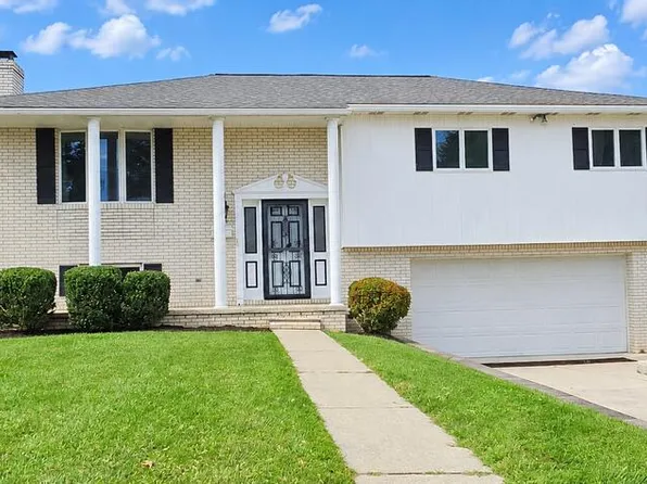 1726 Shelburne Pl, Johnstown, PA 15905
