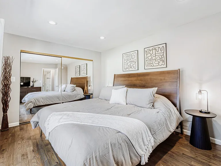 2360 S Emerson St — Photo 11