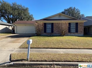 202 Georgia Ln, Victoria, TX 77901