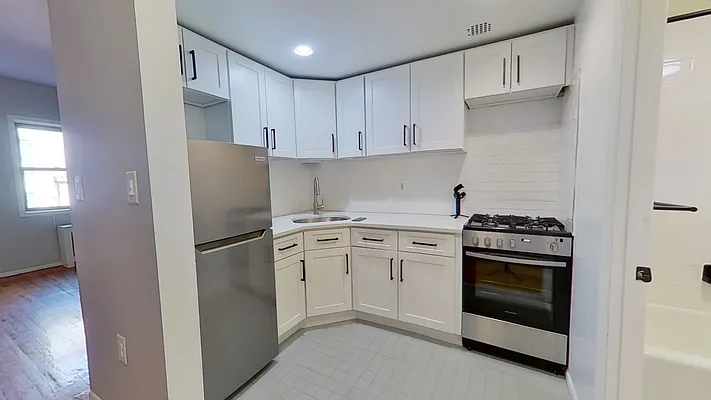 Rented by Compass | media 20