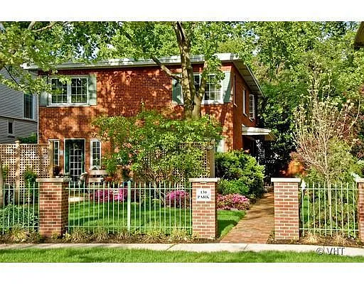 130 Park Ave photo 1