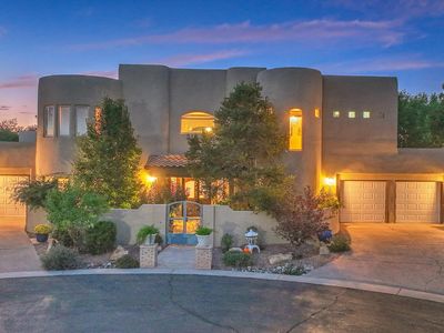 2705 Rincon Del Rio Ct NW, Albuquerque, NM, 87107