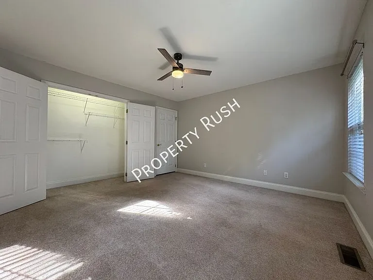 196 Blue Heron Dr — Photo 42