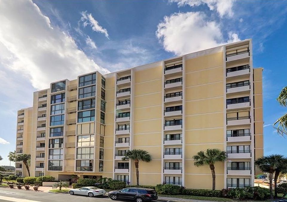 1st image of 830 S Gulfview Blvd APT 606