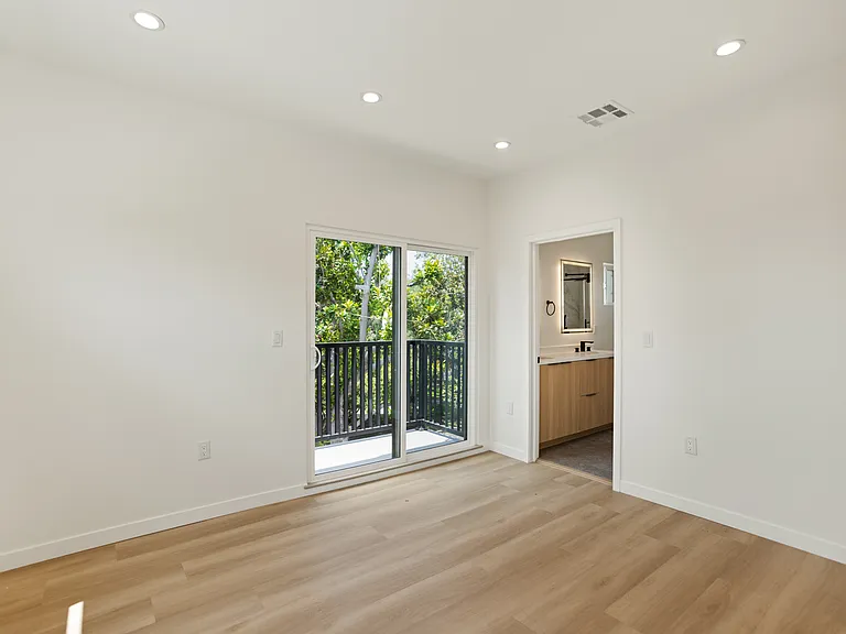 1840 Stoner Ave #1/2 — Photo 6