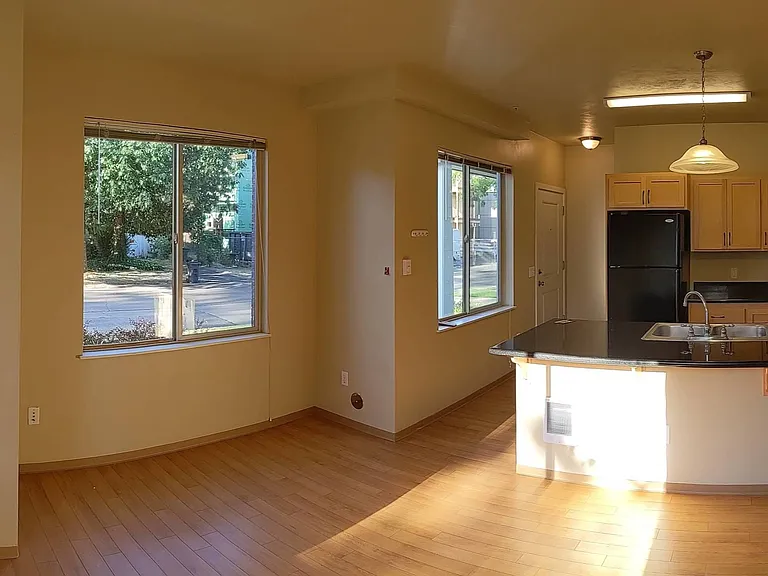 Unit #2 - 1st Floor Unit #2 - 1st Floor