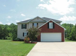 3860 N Oberlin Valley Rd #D, Columbia, MO 65202