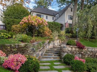 2 High Rd, Bronxville, NY 10708