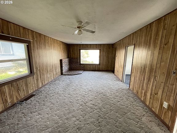 4th image of 280 W Center St