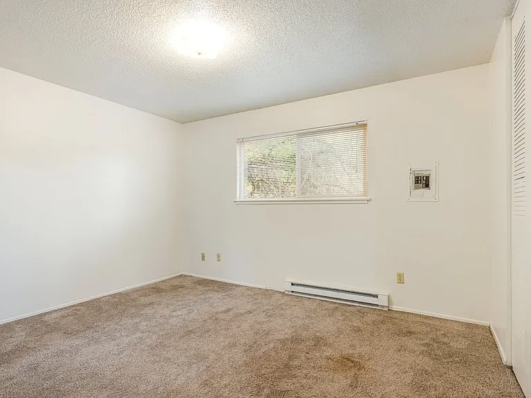 1725 SW Multnomah Blvd #12 — Photo 12