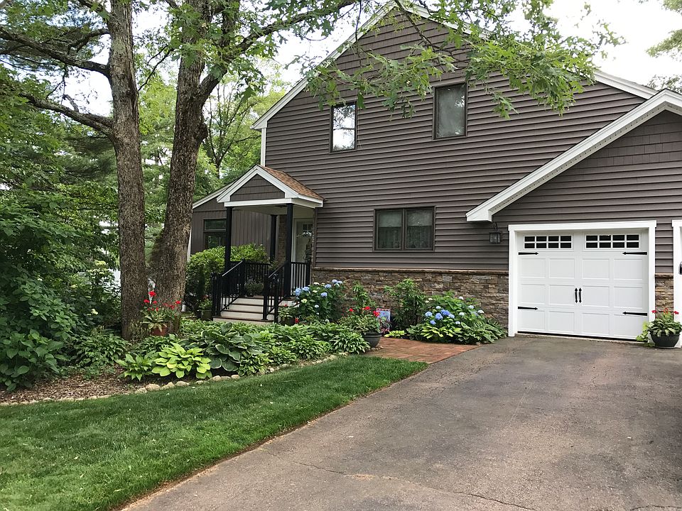 4 Eastgate Drive