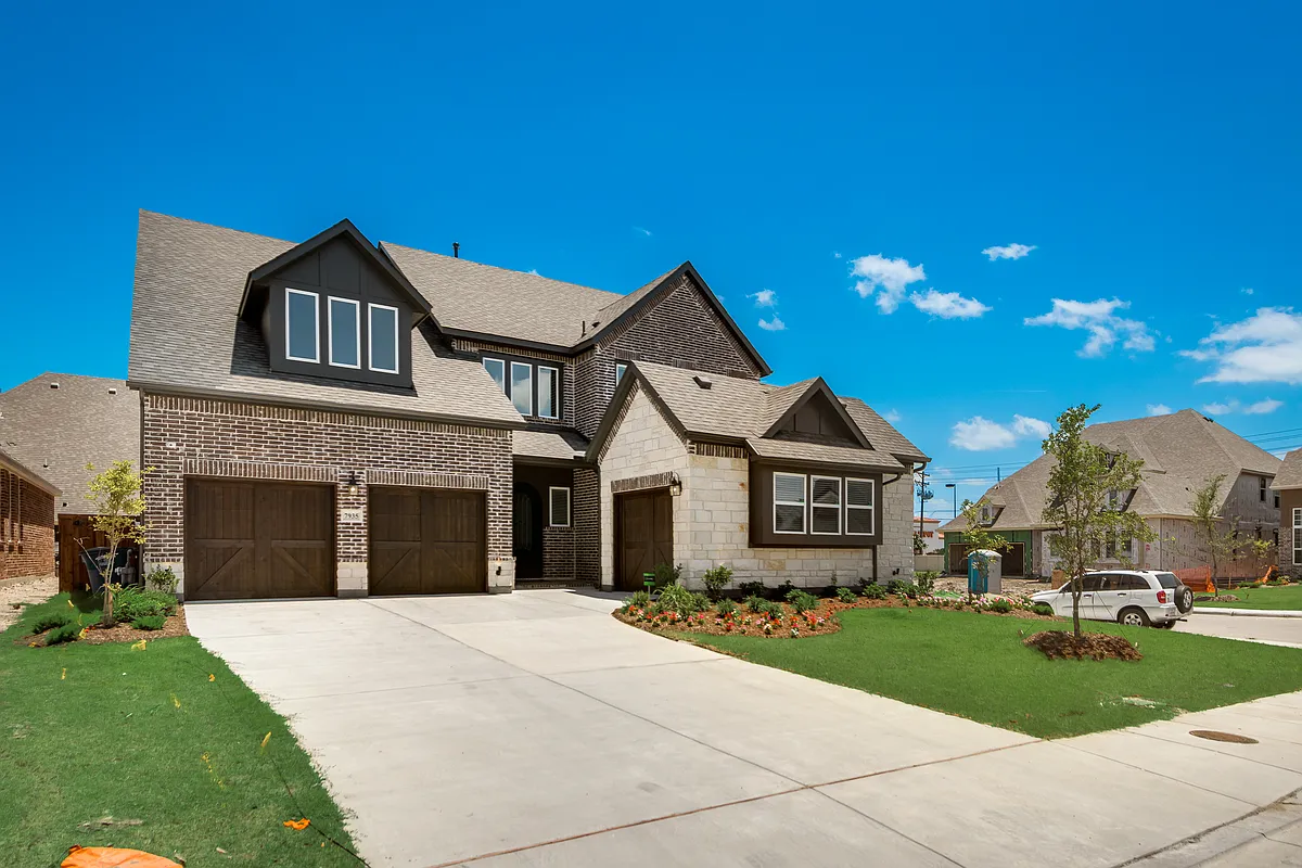 Building Photo - 7935 Sarahville Dr