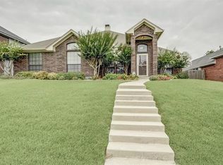 2072 Sailmaker Dr, Lewisville, TX 75067