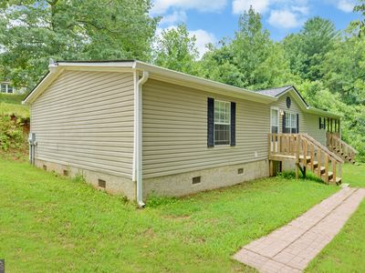 136 Kolby Ln, Clayton, GA, 30525
