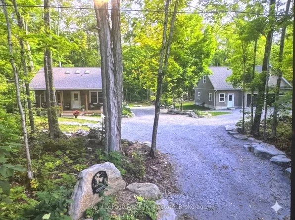 24 Teds Ln, Trent Lakes, ON K0L 1J0