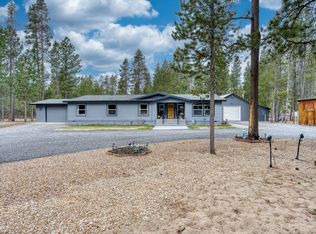 53315 Holiday Dr, La Pine, OR 97739