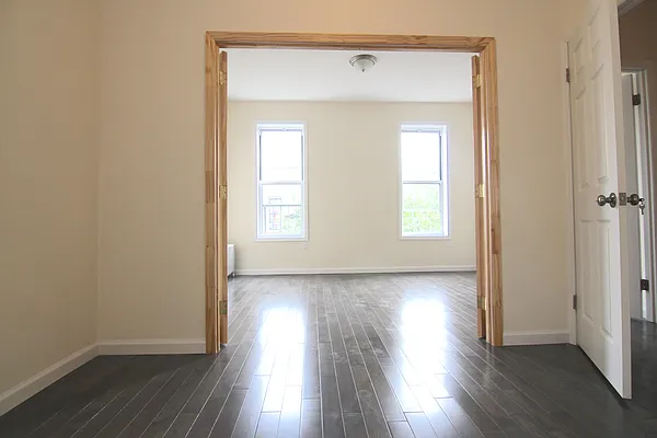 Rented by New Amsterdam Realty Group | media 13