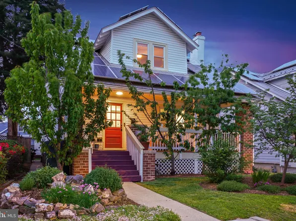 859 Van Buren St NW, Washington, DC 20012