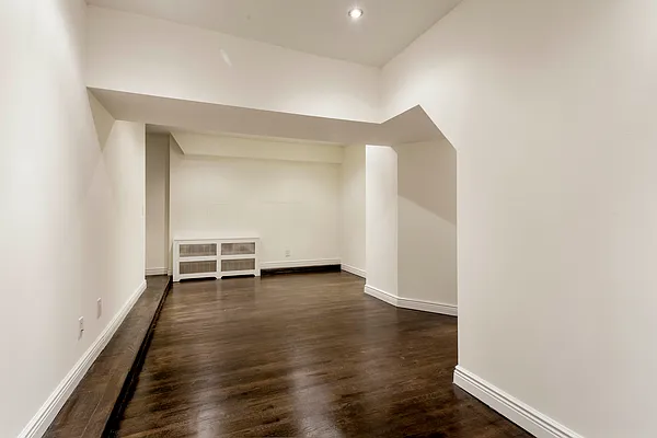 Rented by Mirador Real Estate | media 32