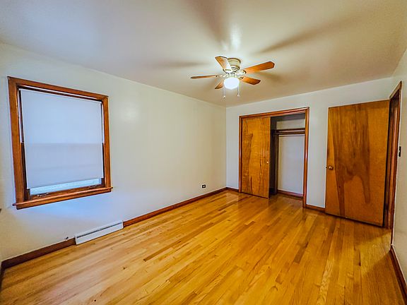 5th image of 4154 W Wellington Ave #1